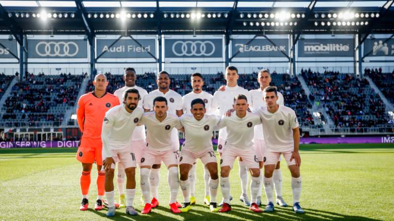 Một khởi đầu non trẻ nhưng đầy tham vọng