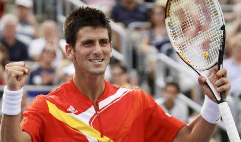 Bắt đầu sự nghiệp chuyên nghiệp và cú bứt phá lịch sử