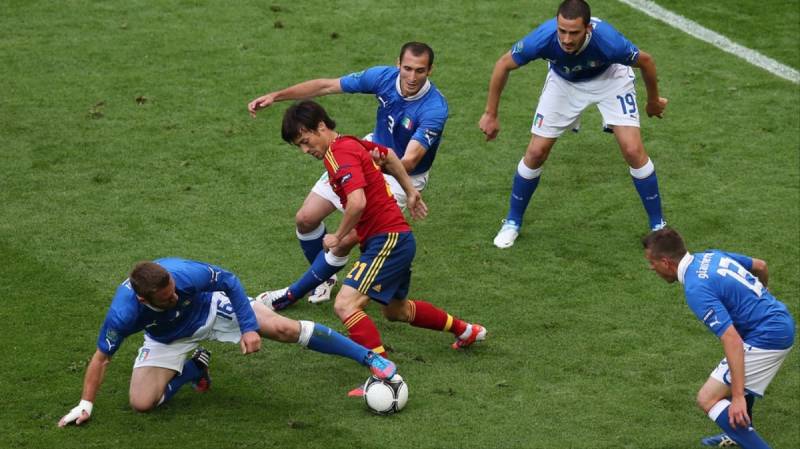 Catenaccio la gi Ban chat cua loi choi phong ngu mang tinh bieu tuong