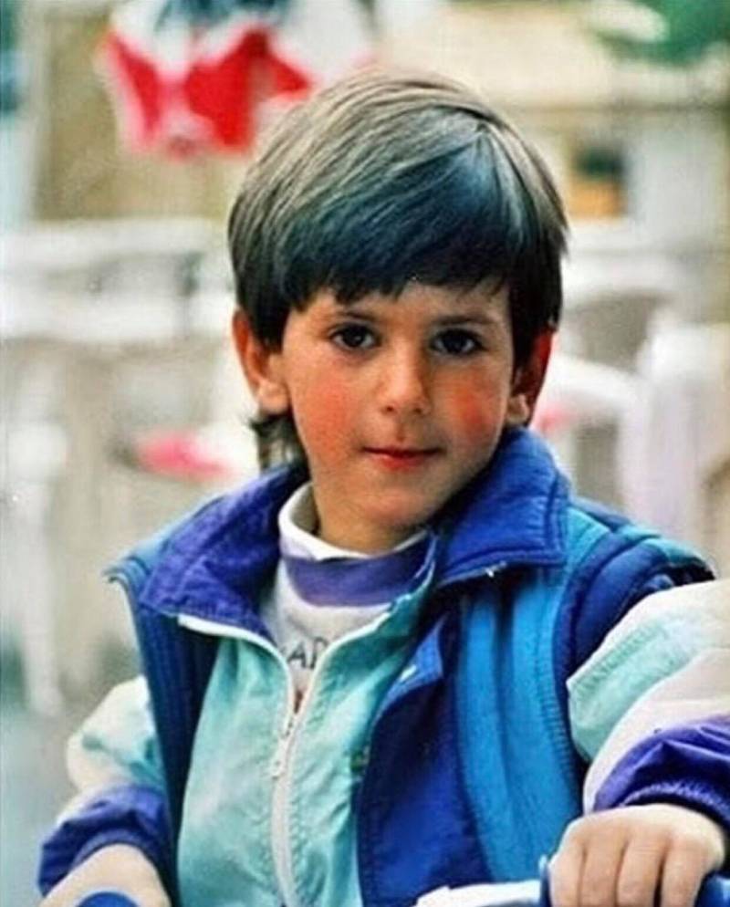 Tuổi thơ gian khó của Novak Djokovic